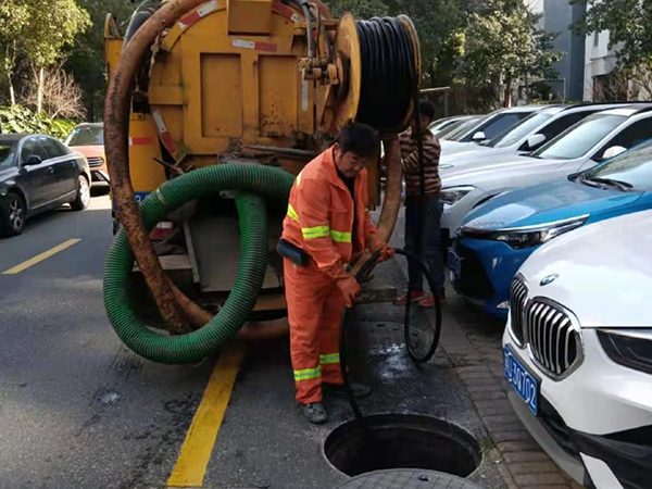 榕江排污管道清淤