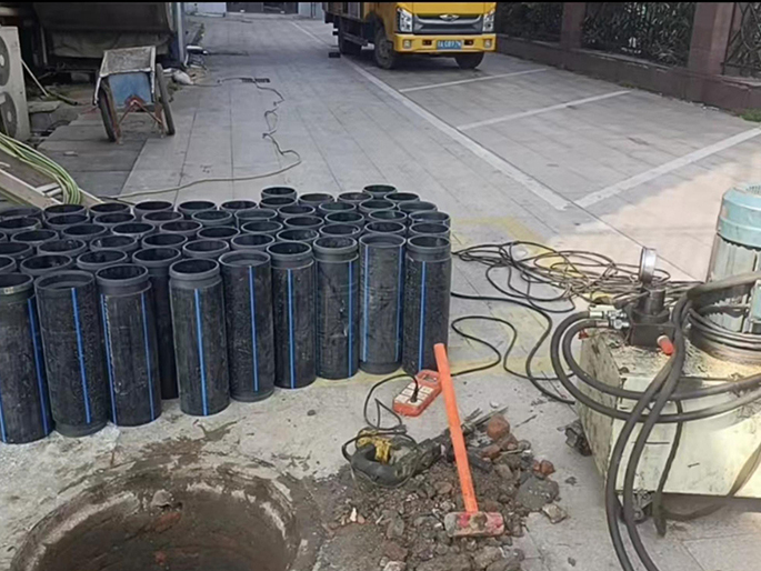 榕江PE置换管厂家 DN315置换管 非开挖管短管置换